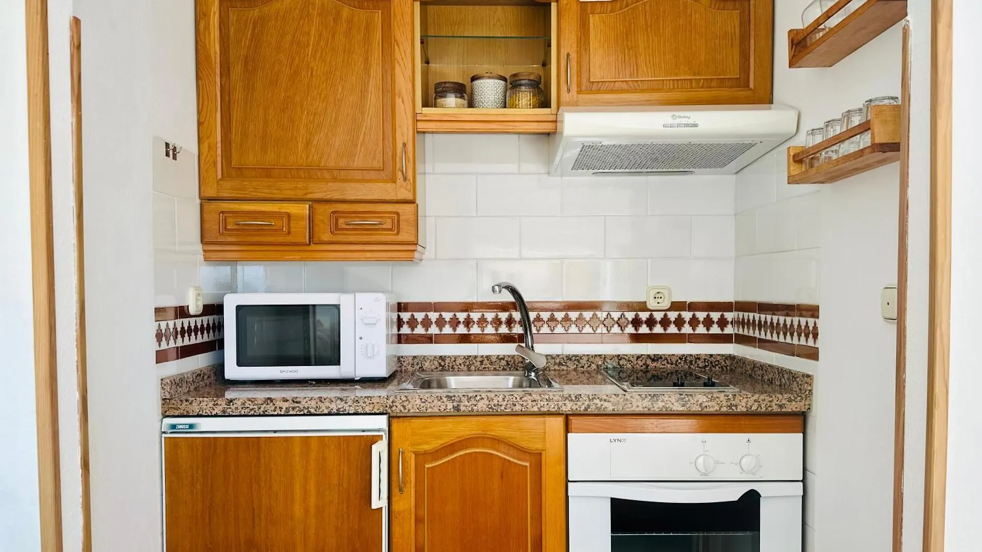 Apartment Carihuela Beach - Studio Torremolinos