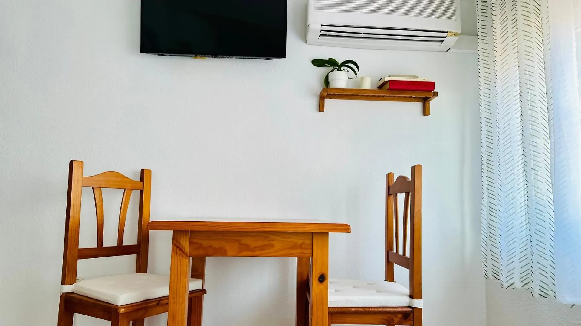 Apartment Carihuela Beach - Studio Torremolinos Spain
