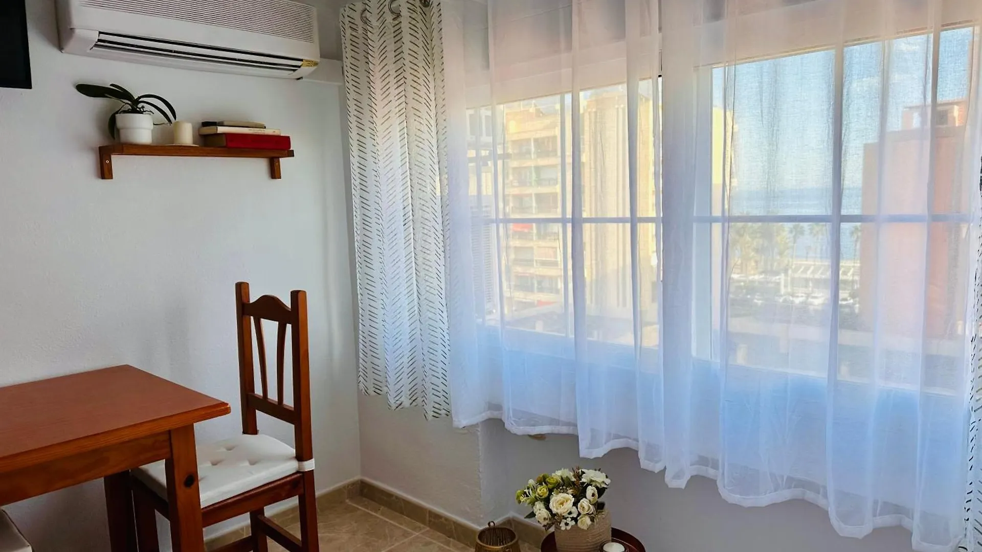 Apartment Carihuela Beach - Studio Torremolinos Spain