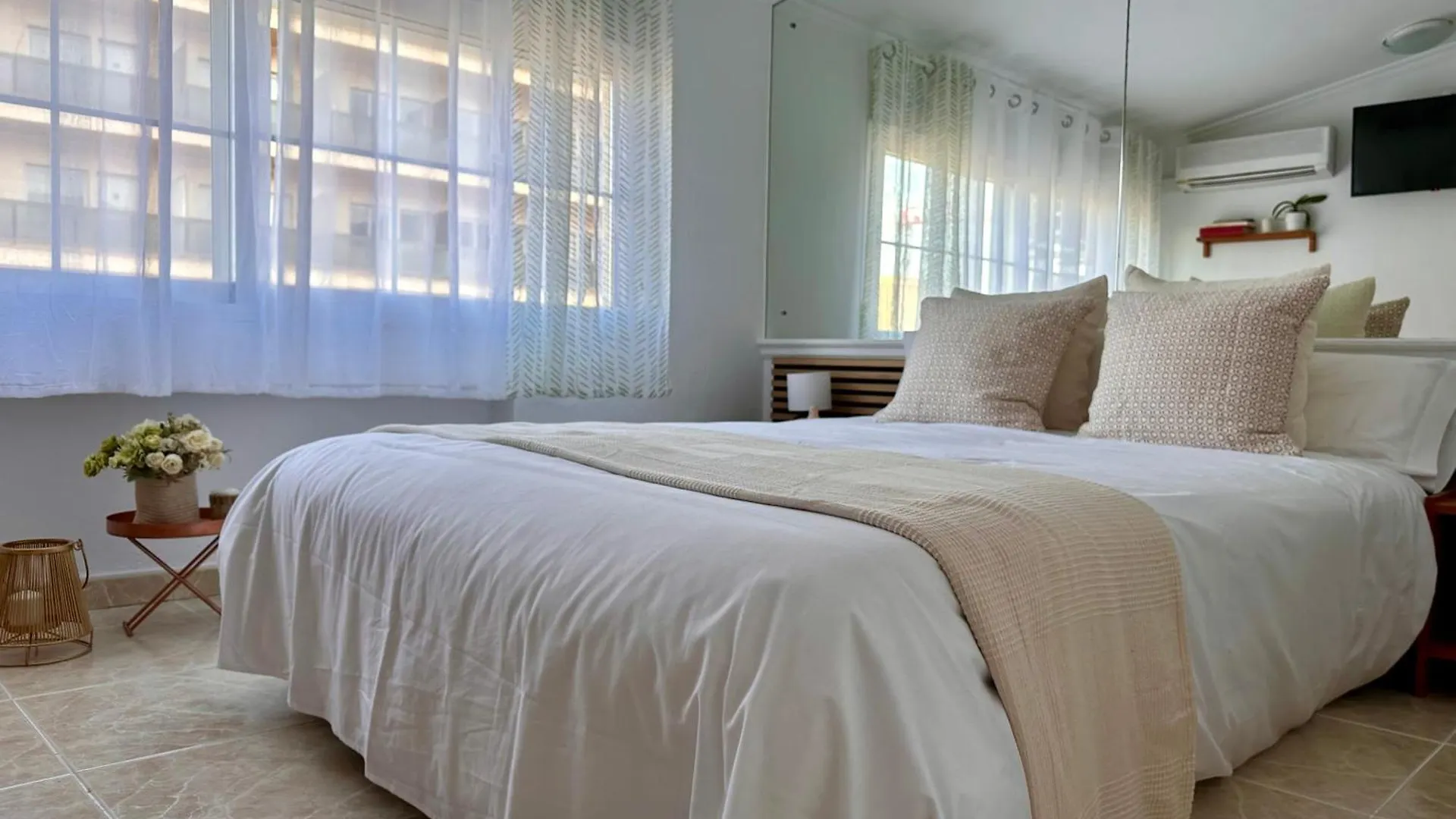 Carihuela Beach - Studio Torremolinos 0*,  İspanya